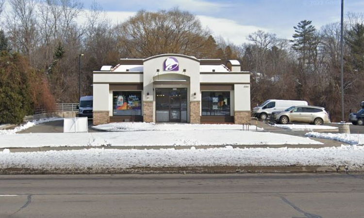 Motel McNeive (Oakland Motel) - 2021 Street View (newer photo)